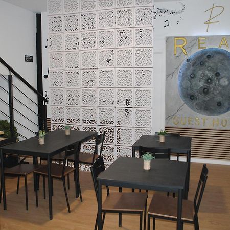 Real Guest House Costa de Caparica Luaran gambar