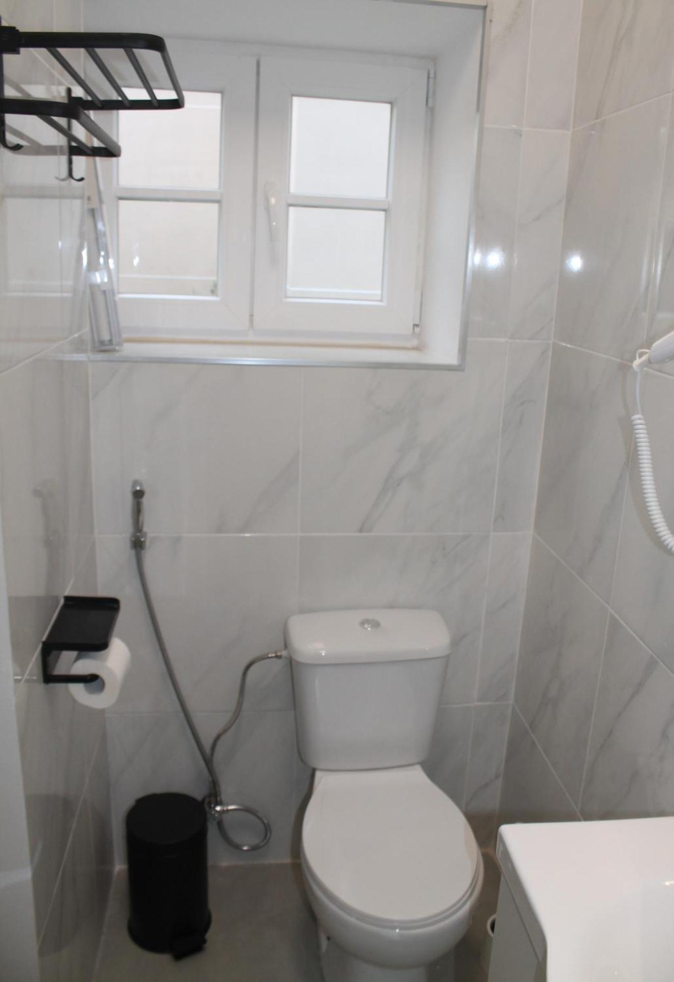 Real Guest House Costa de Caparica Luaran gambar