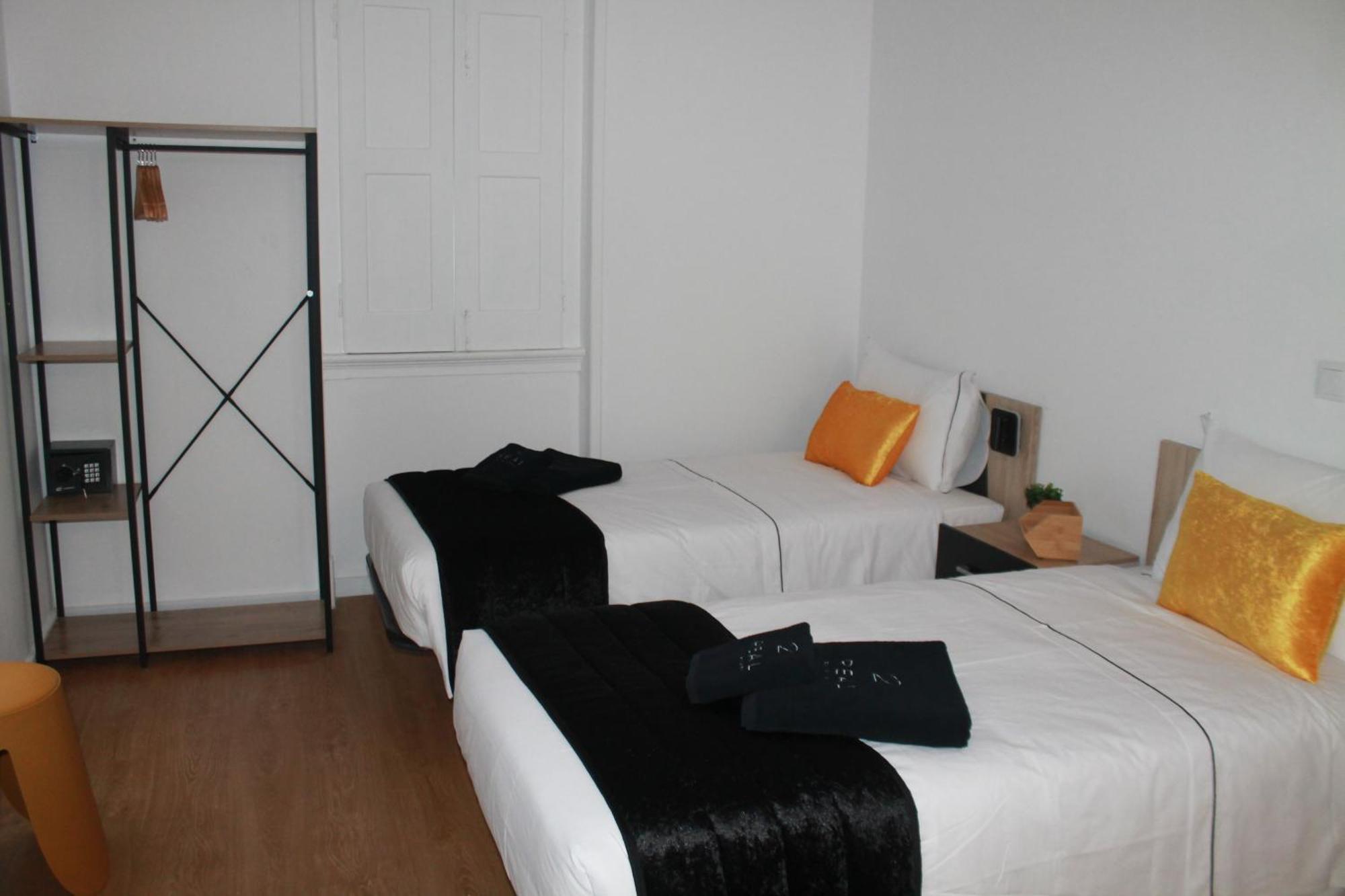 Real Guest House Costa de Caparica Luaran gambar