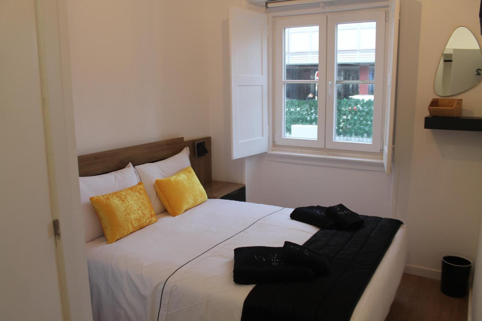 Real Guest House Costa de Caparica Luaran gambar