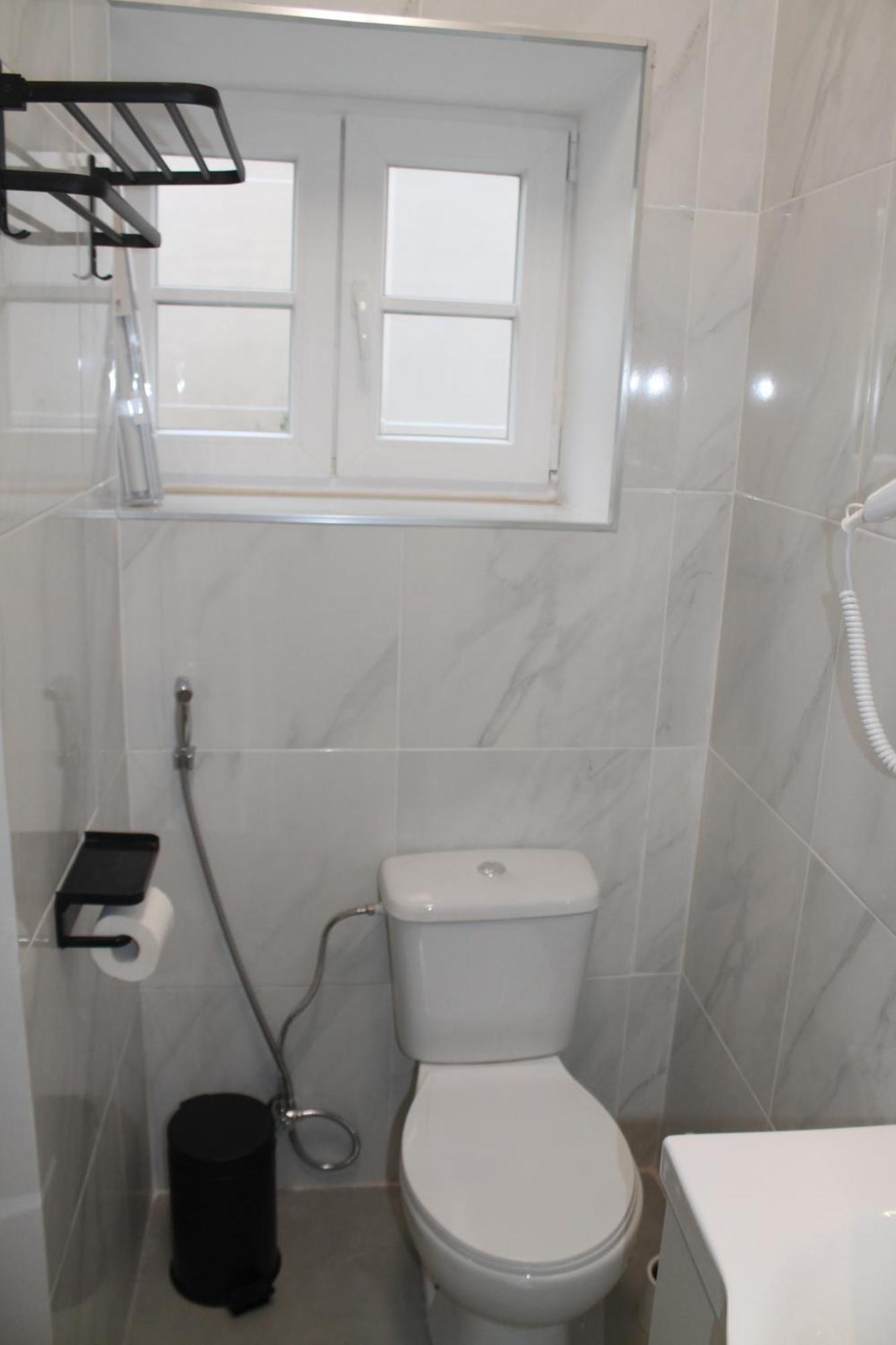 Real Guest House Costa de Caparica Luaran gambar