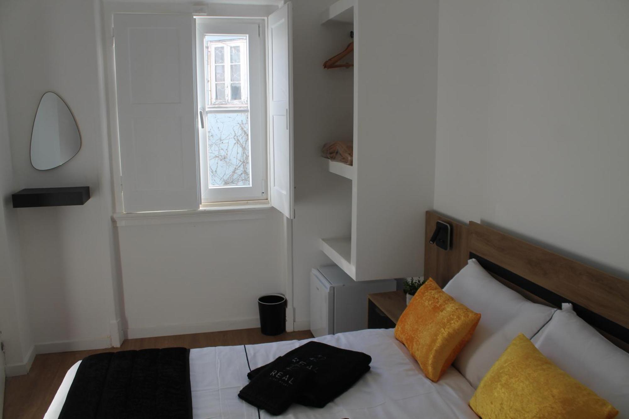 Real Guest House Costa de Caparica Luaran gambar