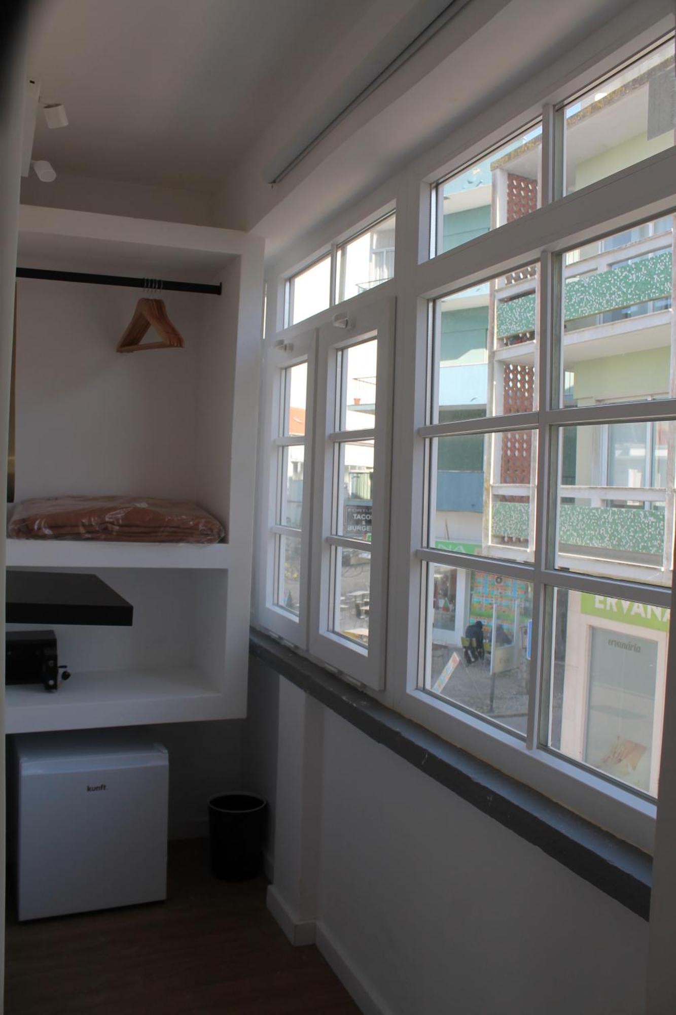 Real Guest House Costa de Caparica Luaran gambar