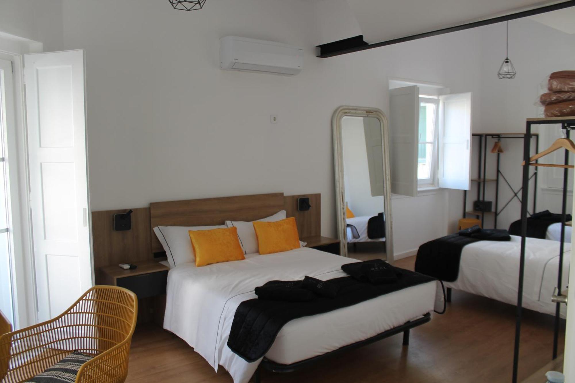 Real Guest House Costa de Caparica Luaran gambar
